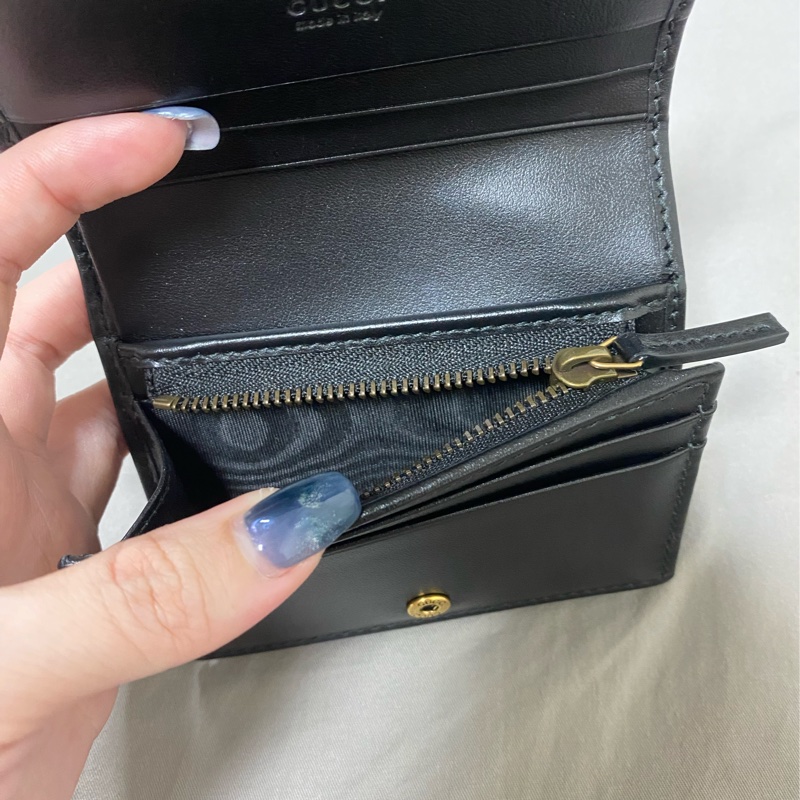 Gucci Marmont 黑色對折短夾-11