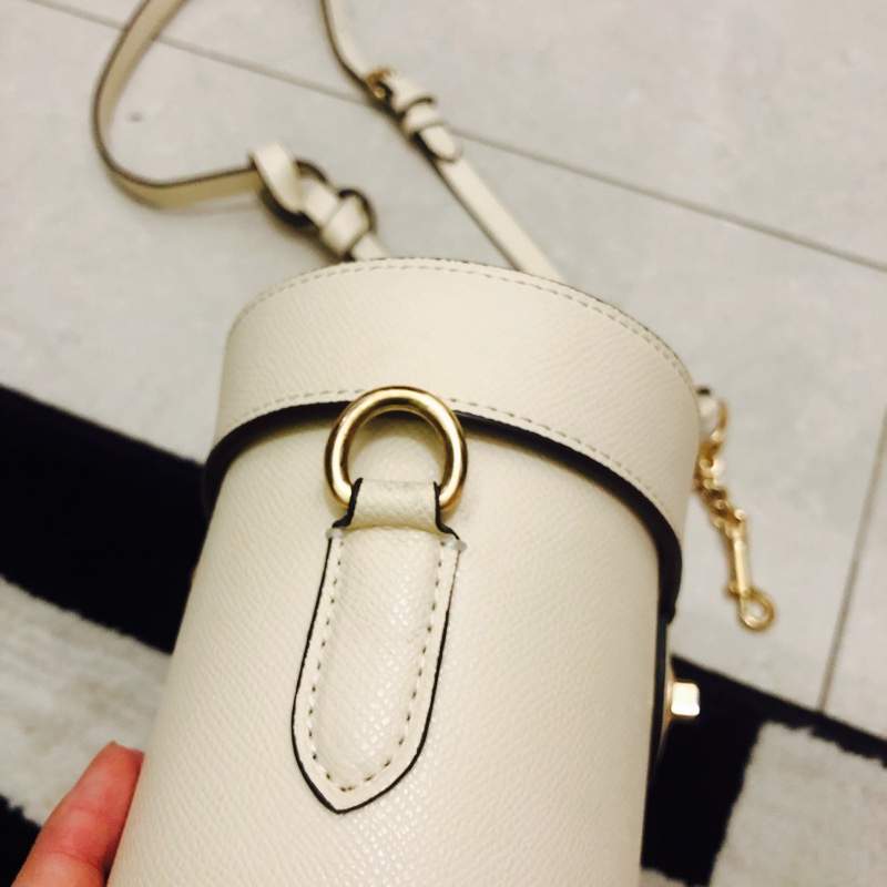 coach翻蓋盒子包/手提包/斜背包/肩背包-2