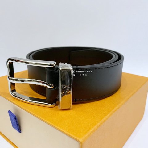 LV Pont Neuf 黑牛皮皮帶M6065T-0