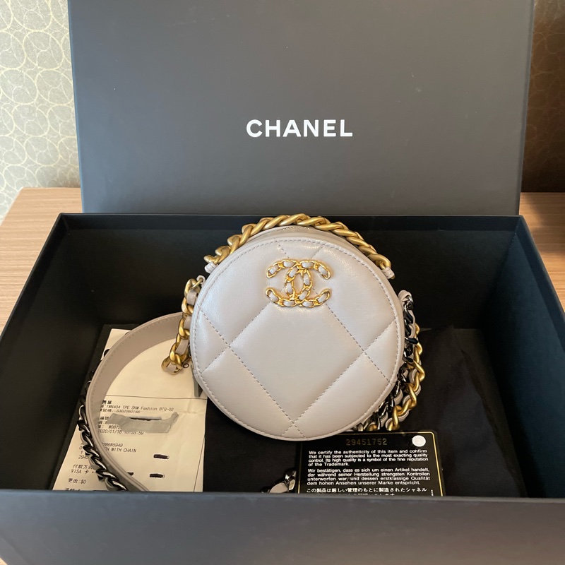 💕Chanel 19系列 絕版大雙C Logo 圓餅包 灰色-6