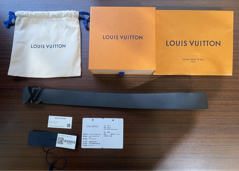 Lv雙面Logo皮帶（臺灣專櫃購入 配件齊全❗️）-4