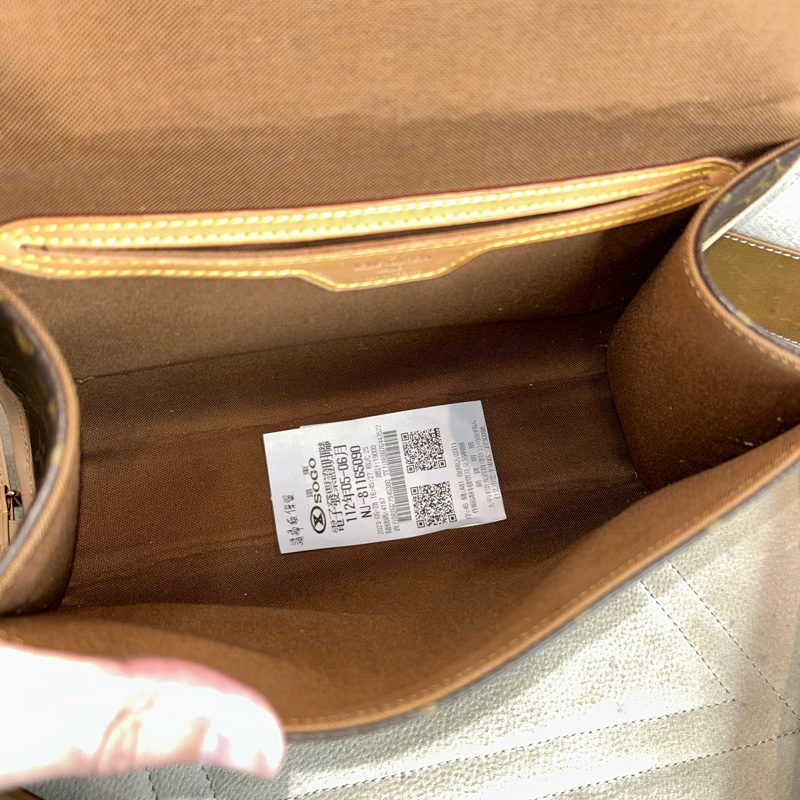 已售純欣賞❌Louis Vuitton 老花IVY郵差公文包💡原廠配皮更換-16