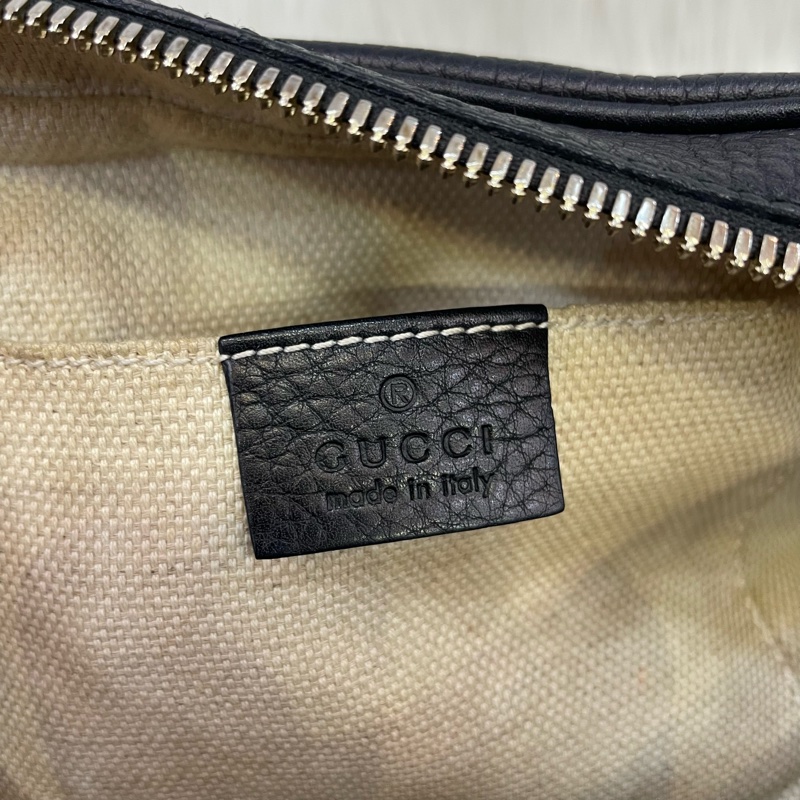 Gucci 308364黑牛皮Soho Disco系列流蘇斜背相機包-15