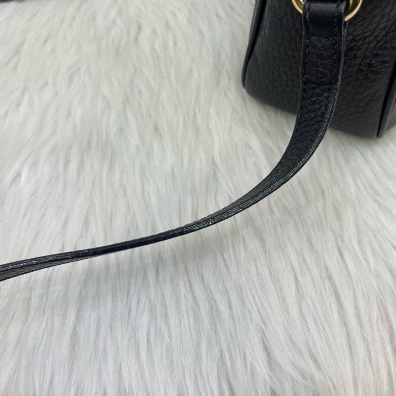 Gucci 308364黑牛皮Soho Disco系列流蘇斜背相機包-18