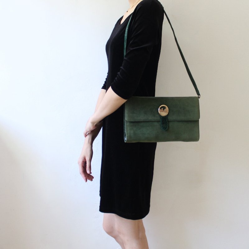 Gucci vintage 60s苔綠色麂皮古董信封包-2