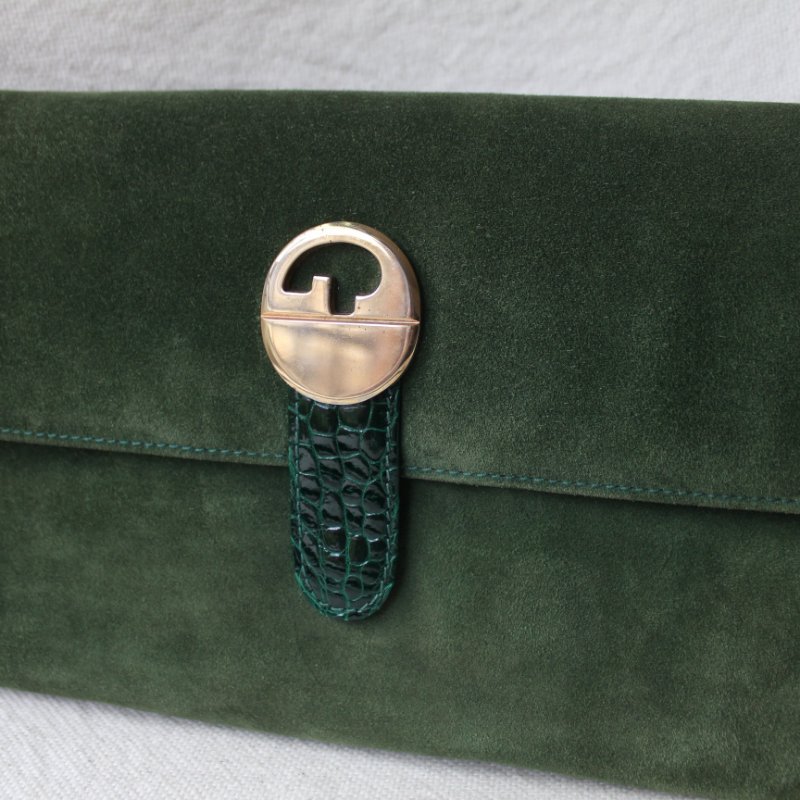 Gucci vintage 60s苔綠色麂皮古董信封包-3