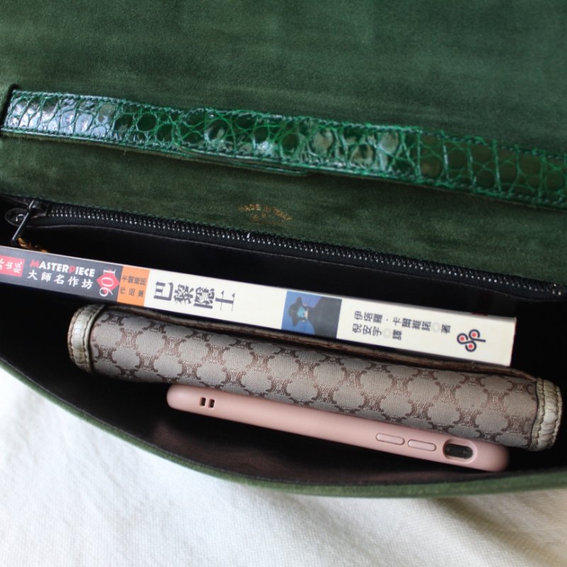 Gucci vintage 60s苔綠色麂皮古董信封包-10