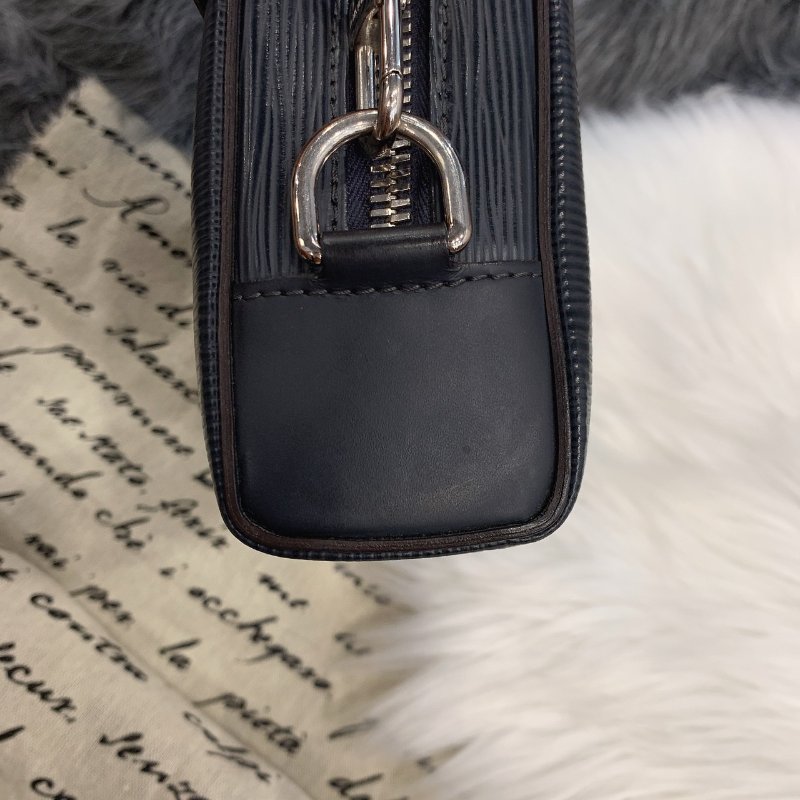 Louis Vuitton LV 藍黑色 EPI水波紋 手拿包/手提包/隨身包-6