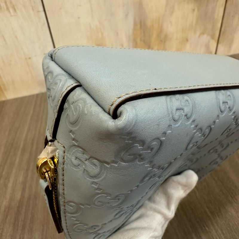 Gucci 141810 淺藍牛皮壓紋拉鍊化妝包 零錢包-12