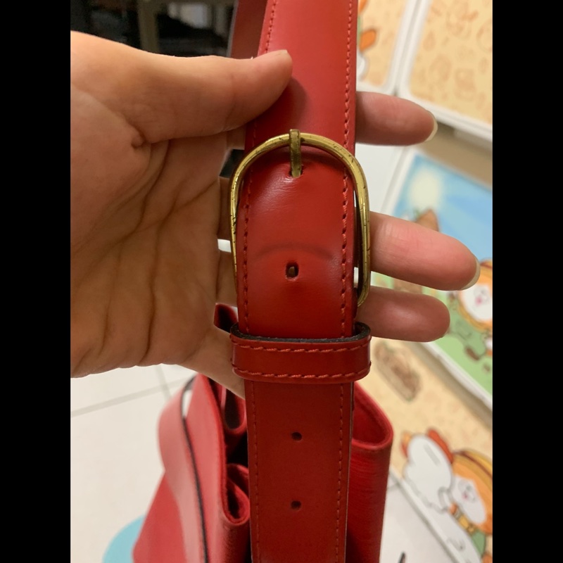 LV八角水波紋水桶包-6