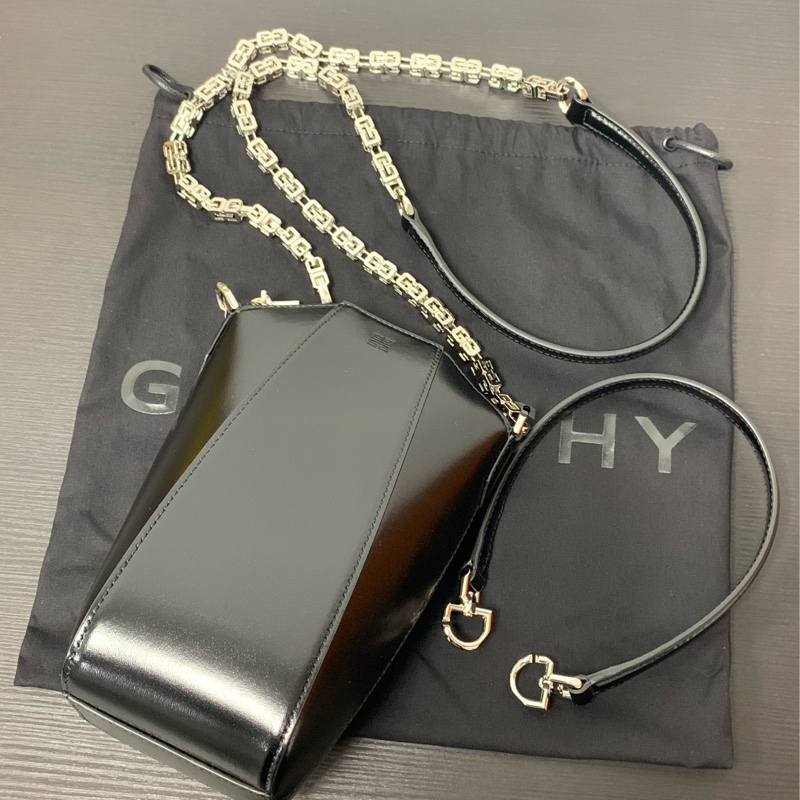 Givenchy Black Antigona Vertical Mini Leather Cross Body Bag迷你斜背肩背包(男女皆可用)-4