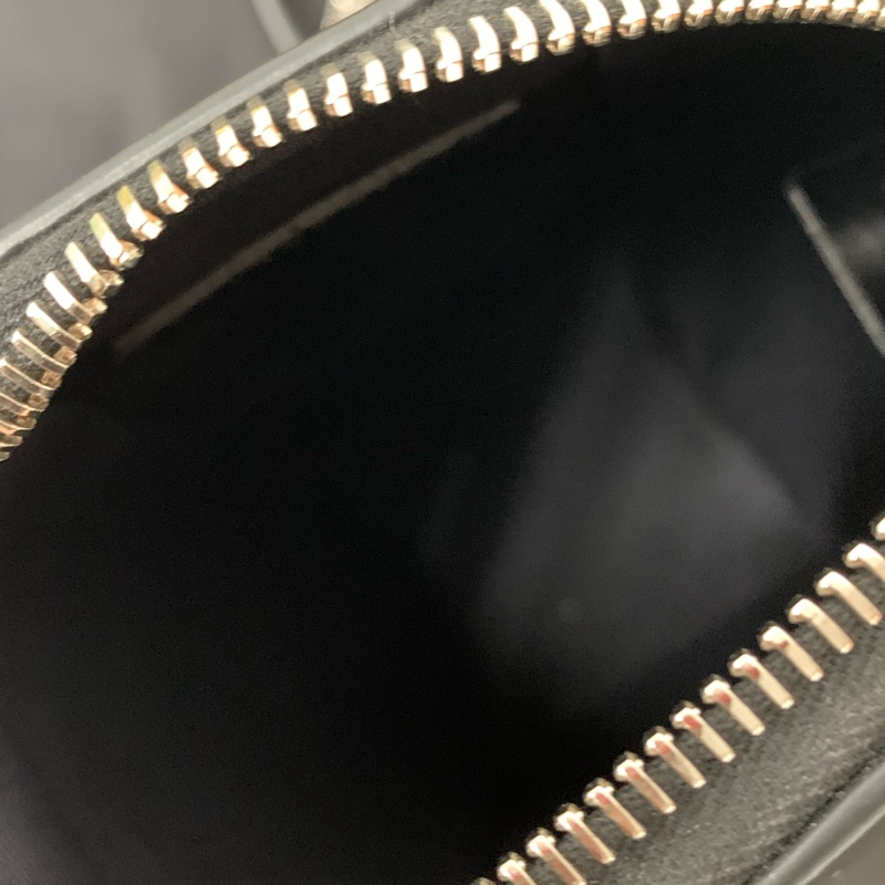 Givenchy Black Antigona Vertical Mini Leather Cross Body Bag迷你斜背肩背包(男女皆可用)-7