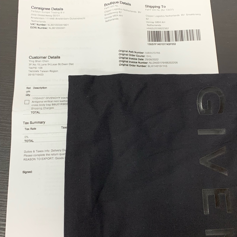 Givenchy Black Antigona Vertical Mini Leather Cross Body Bag迷你斜背肩背包(男女皆可用)-10