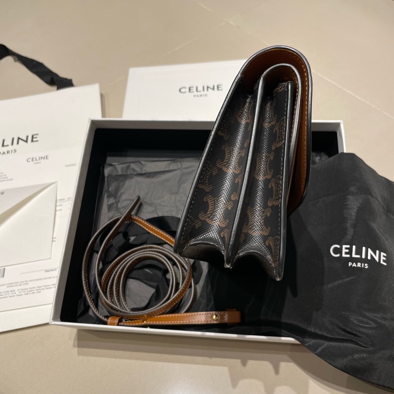 CELINE Triomphe strap woc老花雙翻蓋釦式斜背包 WOC-7
