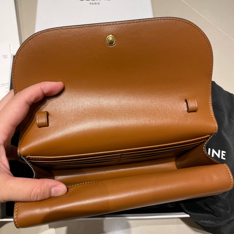 CELINE Triomphe strap woc老花雙翻蓋釦式斜背包 WOC-11