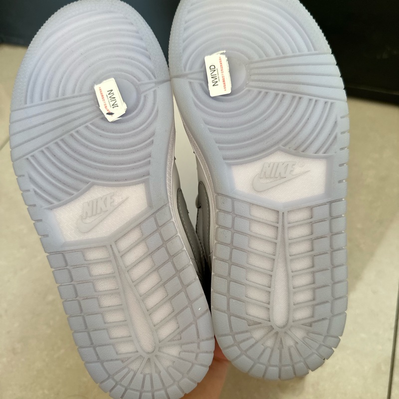 Air Jordan 1 Low 小Dior 女鞋 DC0774-105-13