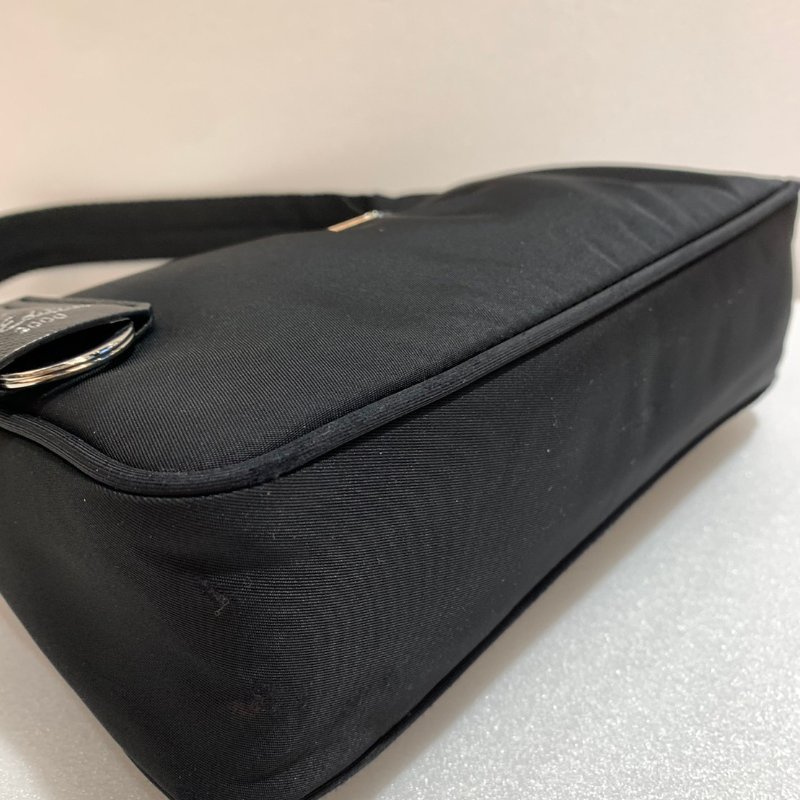 PRADA Re-Edition 2000年復刻版 腋下包/手提包 85成新-3