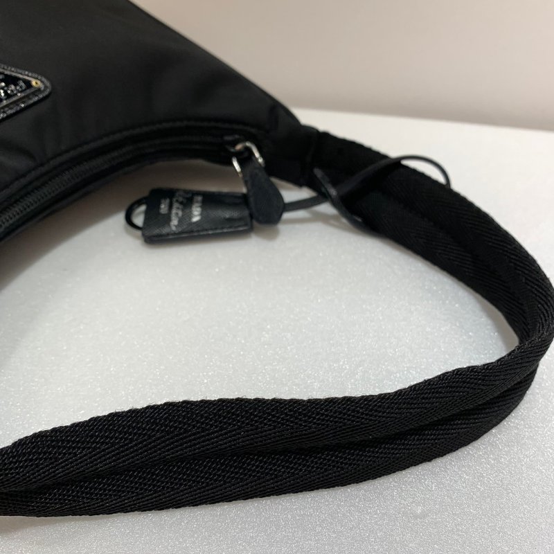 PRADA Re-Edition 2000年復刻版 腋下包/手提包 85成新-10