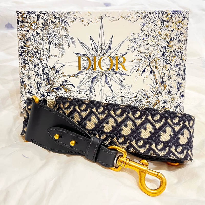 全新Dior老花款刺繡肩背帶-0