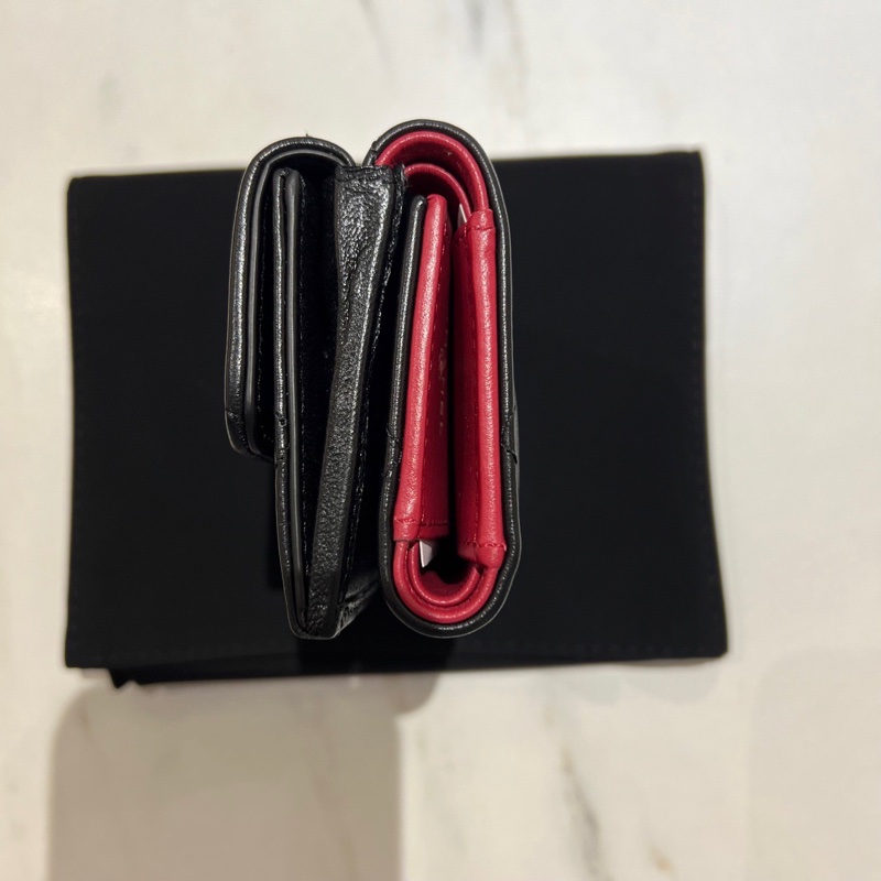 Chanel19 稀有款 黑色山羊皮三折迷你短夾-5