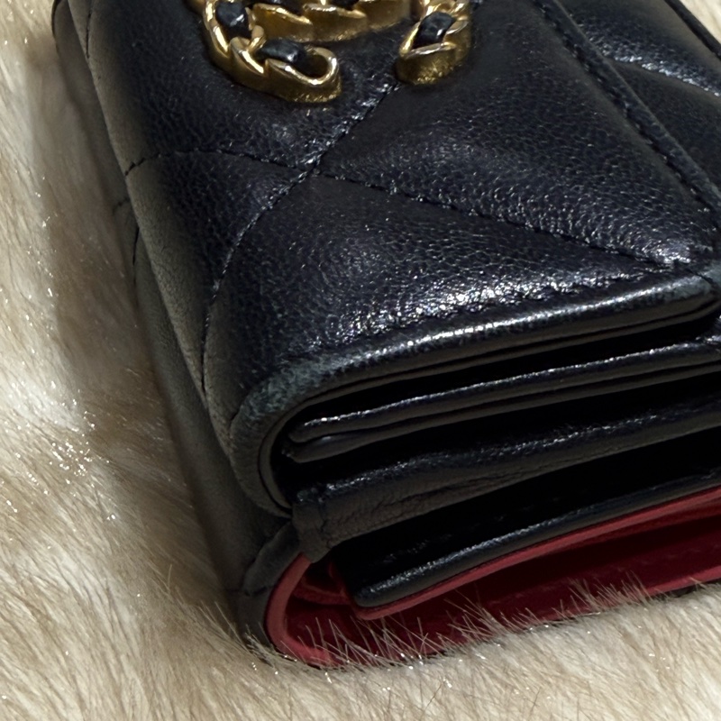 Chanel19 稀有款 黑色山羊皮三折迷你短夾-14