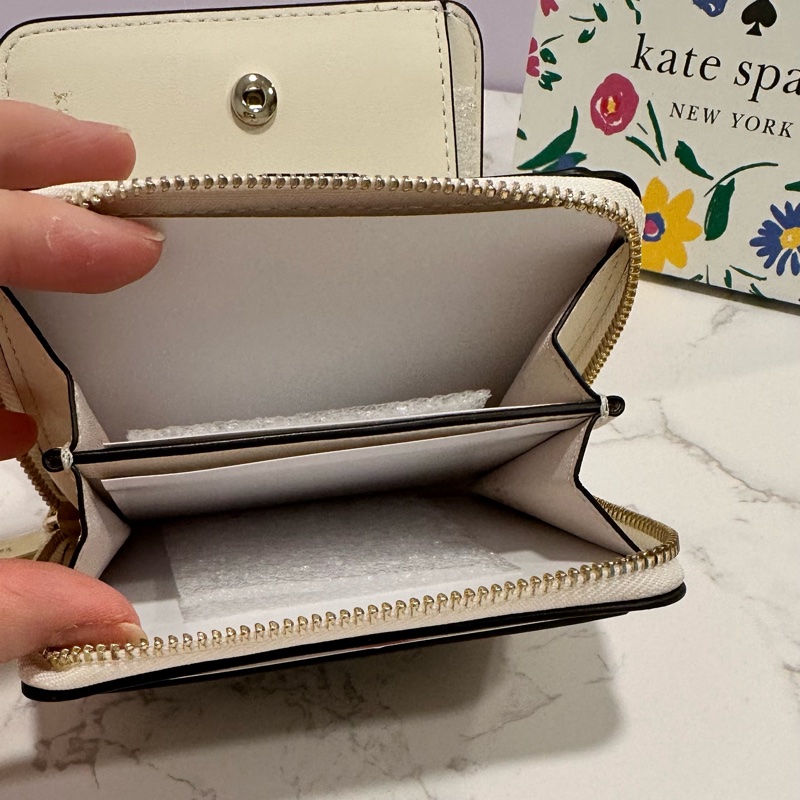 Kate spade New York 專櫃小花短夾-1