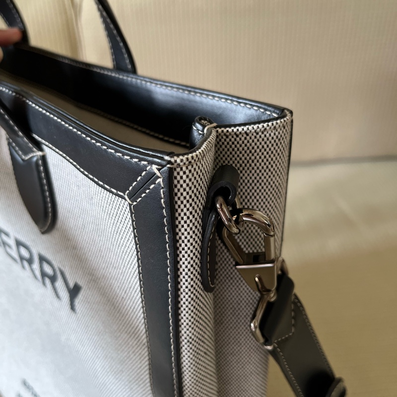 Burberry 帆布托特包(可議價)-12
