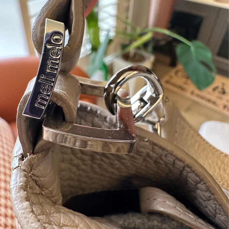 meli melo 大象灰色荔枝皮THELA 系列-17