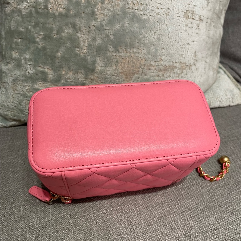 Chanel粉色皮穿鏈金球長盒子-3