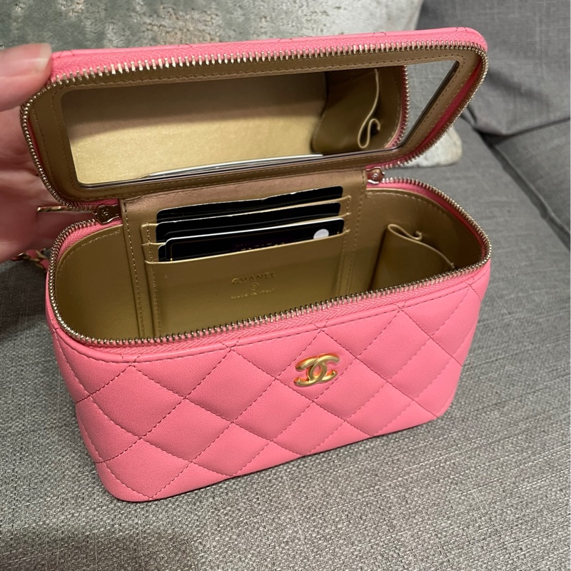 Chanel粉色皮穿鏈金球長盒子-5
