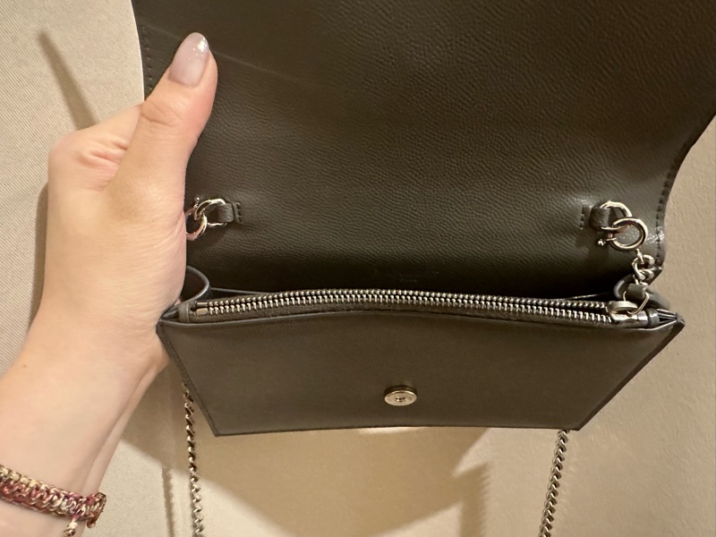 YSL KATE 女士單肩包(流蘇款款字母LOGO鱷魚壓紋)🖤-17
