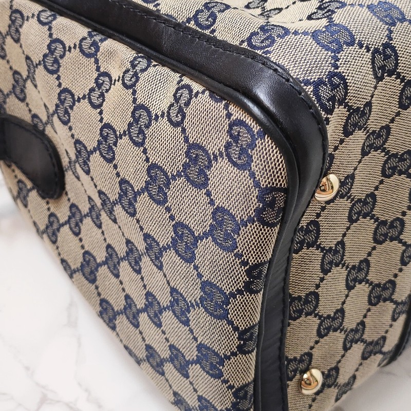 9成新正品gucci 經典Navy blue藍紅藍斜背波士頓包-14