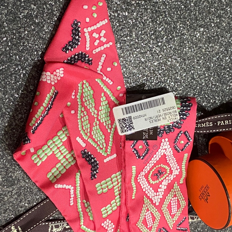 Hermes愛馬仕Twilly真絲絲巾Kelly en perles 珍珠凱莉包-4