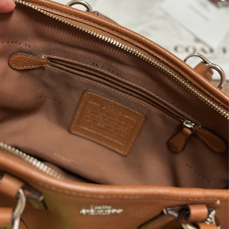 COACH 鵝卵石紋拉鍊手提斜背兩用包(咖啡棕色)-14