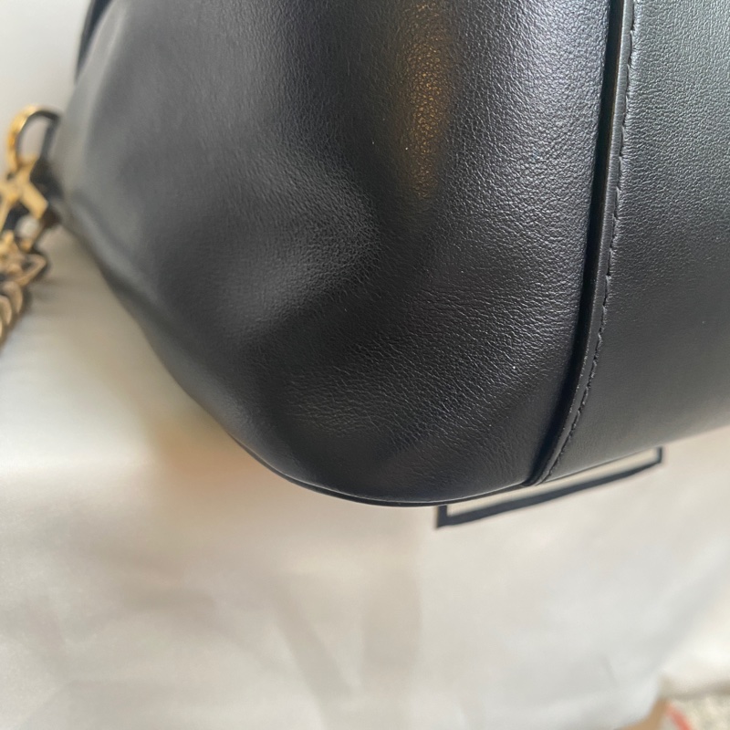 「已售出」二手真品GUCCI 498110 GG Marmont黑色牛皮山形紋復古金扣手提側背包小款-9