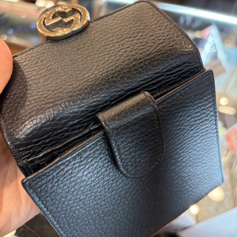 Gucci 615525 黑牛皮金屬雙G釦式短夾Interlocking G-20