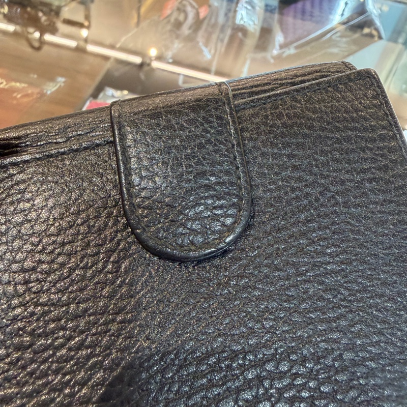Gucci 615525 黑牛皮金屬雙G釦式短夾Interlocking G-21