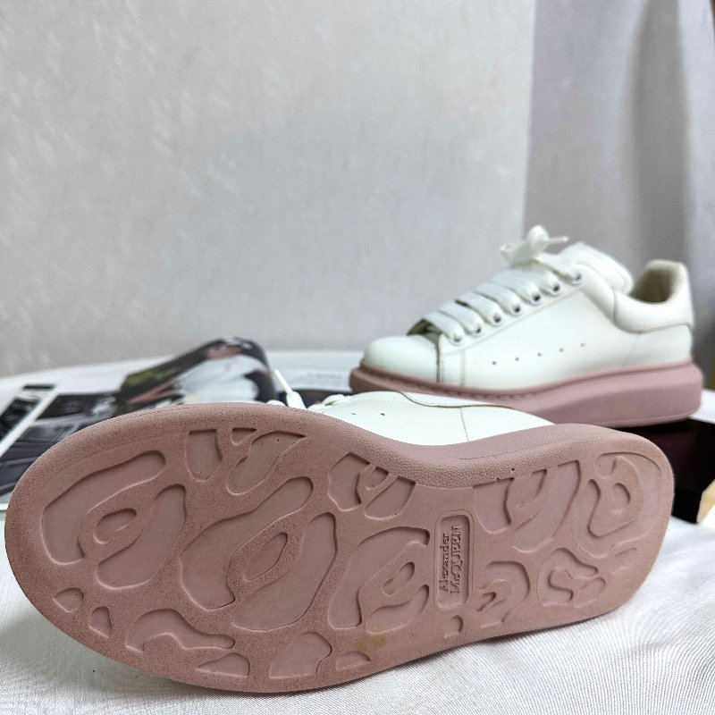 Alexander McQueen 麥昆粉底小白鞋-10