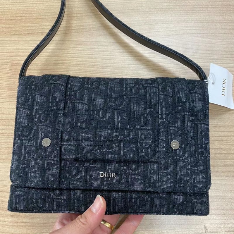 【預購】Dior 迪奧  Oblique 老花緹花郵差包 斜背/斜背包-0