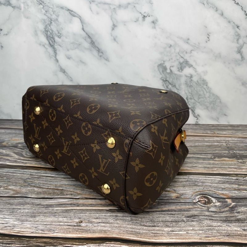 Louis Vuitton 路易威登 M41055 經典MONTAIGNE BB #蒙田包 /  #斜背包 / #肩背包-13