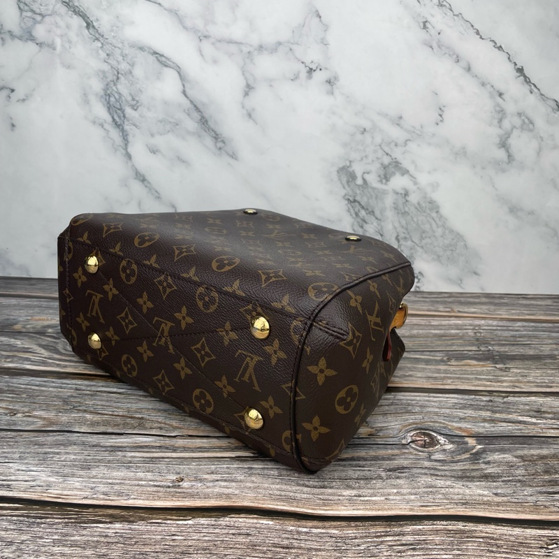 Louis Vuitton 路易威登 M41055 經典MONTAIGNE BB #蒙田包 /  #斜背包 / #肩背包-15