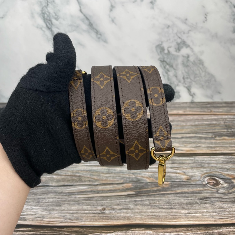 Louis Vuitton 路易威登 M41055 經典MONTAIGNE BB #蒙田包 /  #斜背包 / #肩背包-32