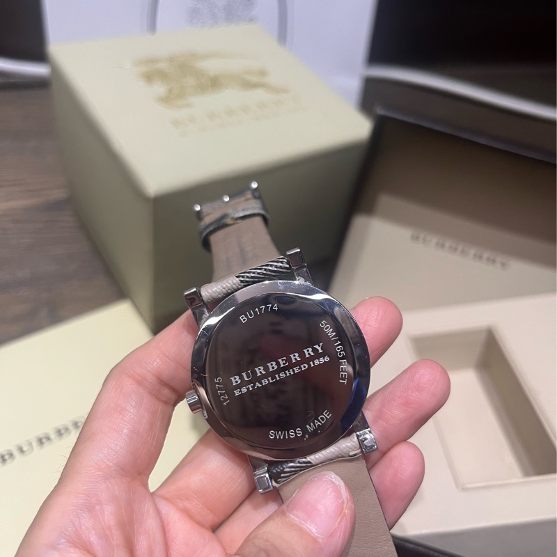 BURBERRY 經典格紋手錶-10