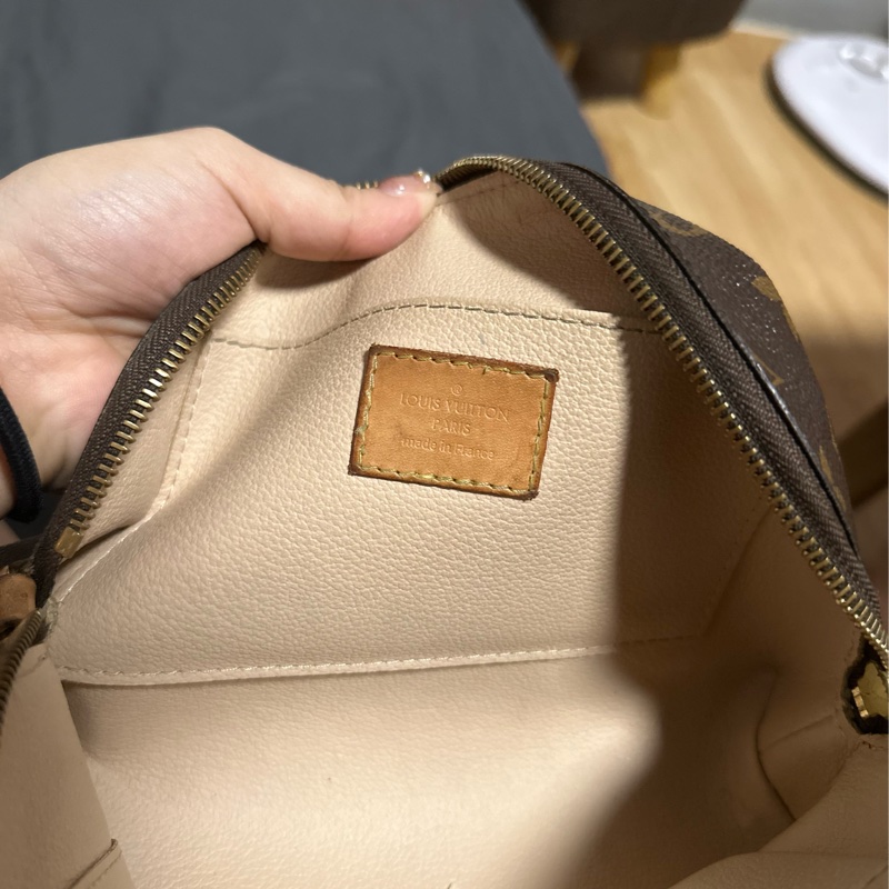 Lv PM Monogram 大號化妝包-14