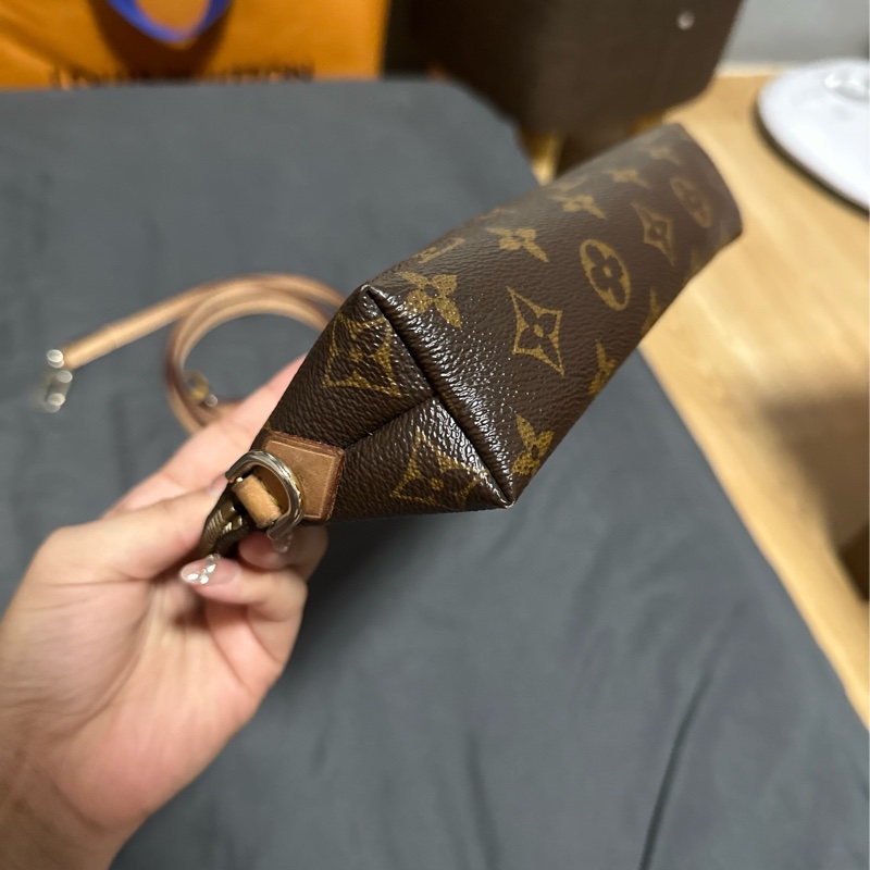 Lv PM Monogram 大號化妝包-15