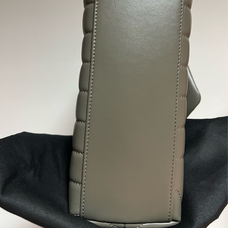 YSL SAINT LAURENT LOULOU灰棕色-8