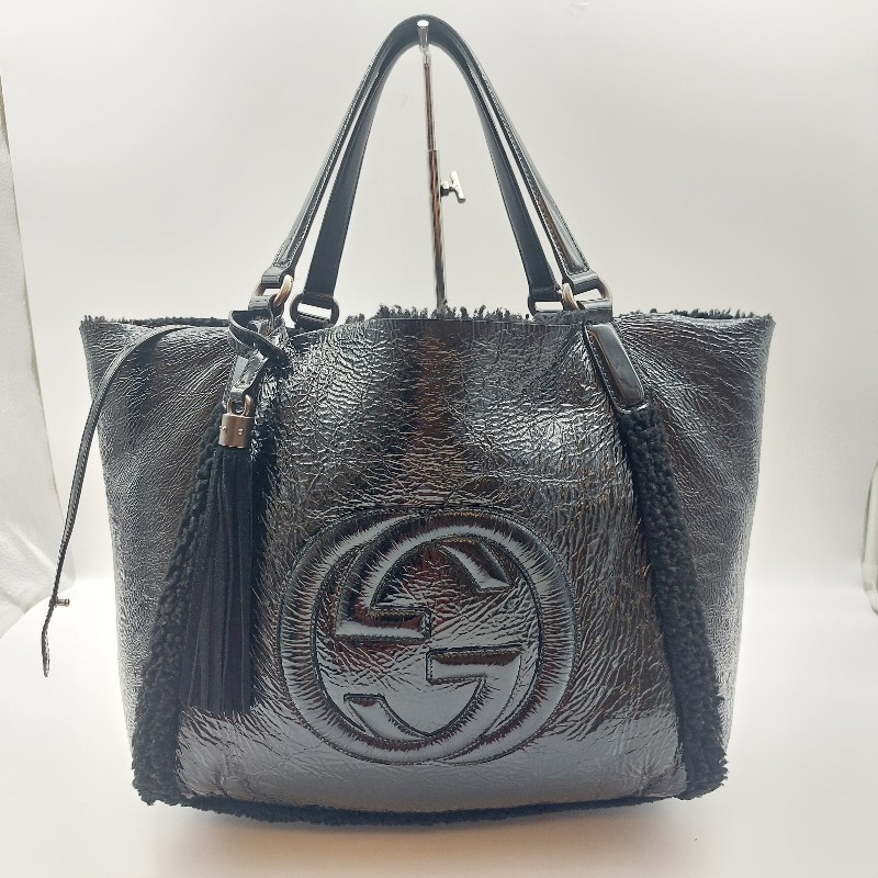 二手 GUCCI 經典 古馳 282309 黑色 漆皮 毛絨 SOHO GG 大雙
 G壓印雙G流蘇單鍊漆皮革肩包
 LOGO 托特包,手提包-6