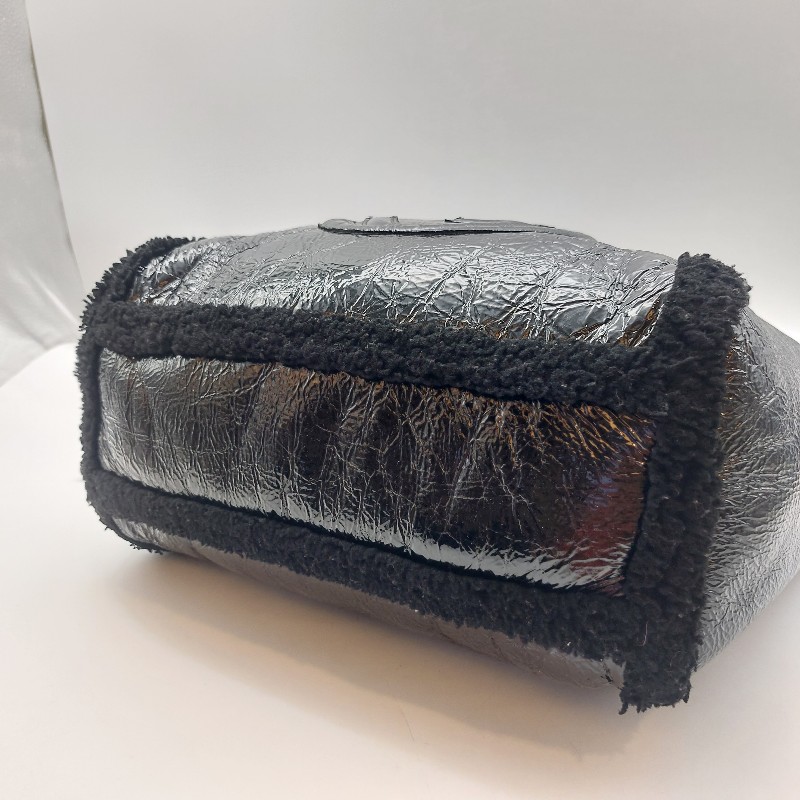 二手 GUCCI 經典 古馳 282309 黑色 漆皮 毛絨 SOHO GG 大雙
 G壓印雙G流蘇單鍊漆皮革肩包
 LOGO 托特包,手提包-23