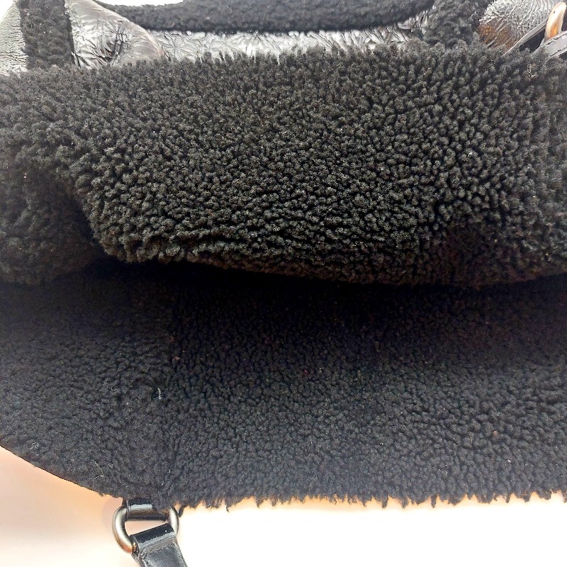 二手 GUCCI 經典 古馳 282309 黑色 漆皮 毛絨 SOHO GG 大雙
 G壓印雙G流蘇單鍊漆皮革肩包
 LOGO 托特包,手提包-25