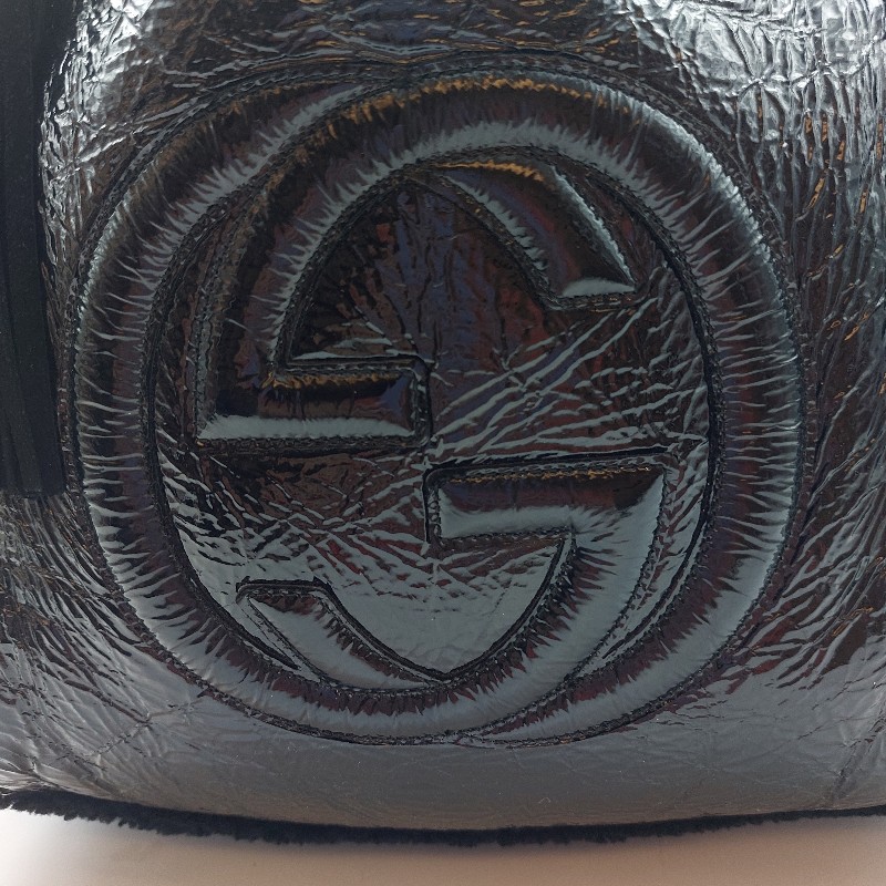 二手 GUCCI 經典 古馳 282309 黑色 漆皮 毛絨 SOHO GG 大雙
 G壓印雙G流蘇單鍊漆皮革肩包
 LOGO 托特包,手提包-34